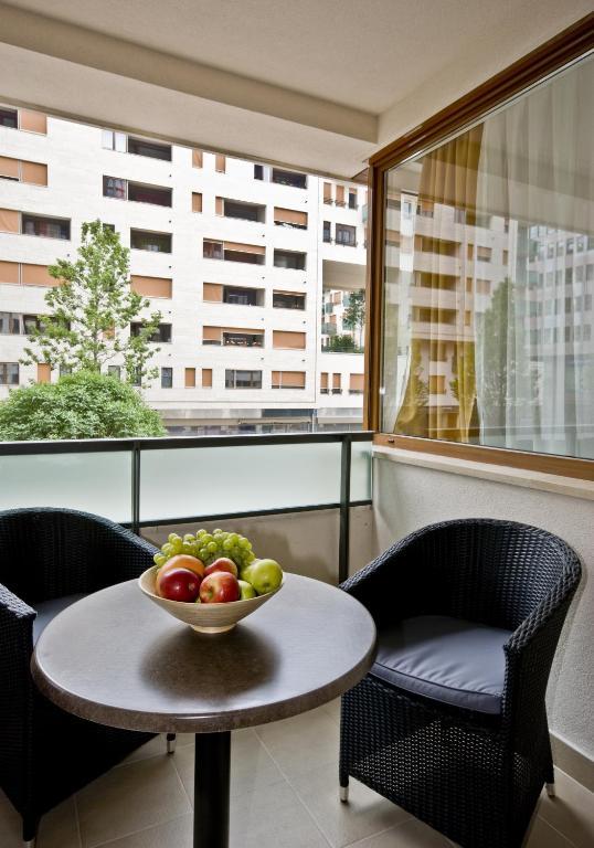 Corvin Lux Aparthotel Boedapest Buitenkant foto