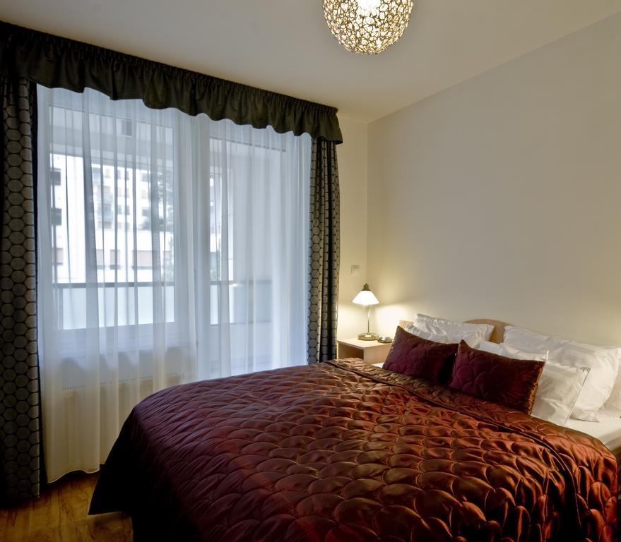 Corvin Lux Aparthotel Boedapest Buitenkant foto